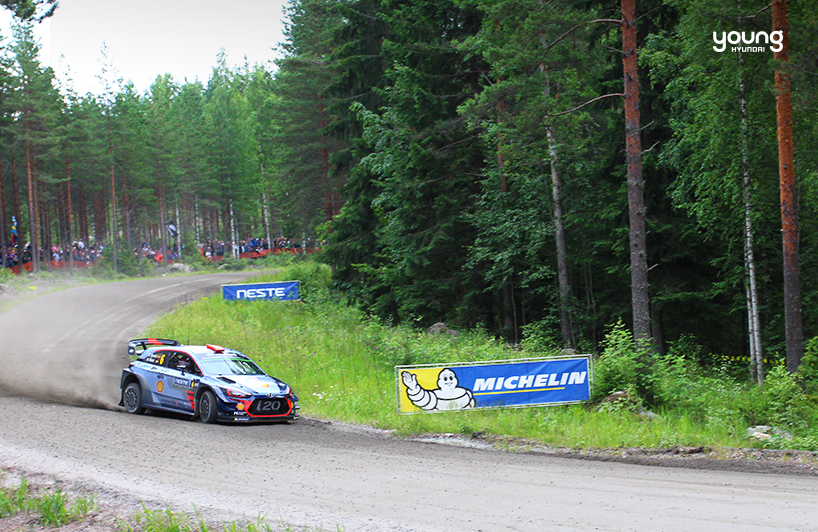 ▲ WRC 핀란드 랠리가 진행 중인 삼림 강국의 핀란드
